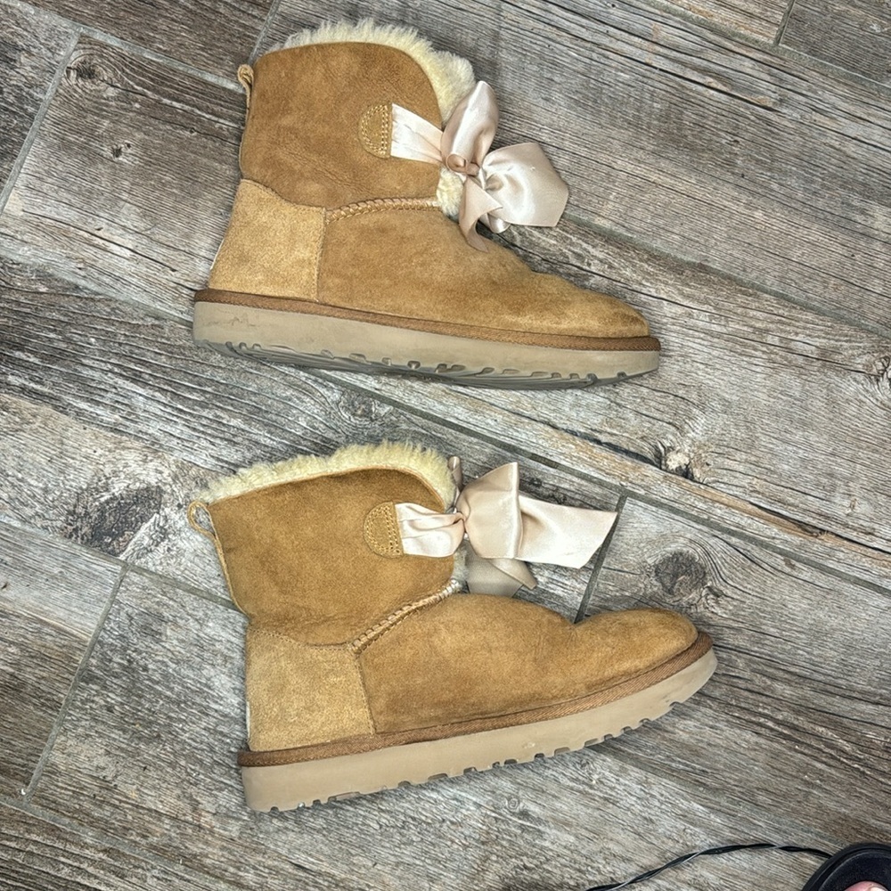 Ugg Boots (E) - image 3